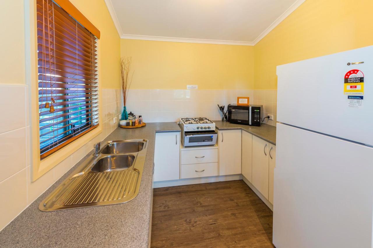 Safety Beach Bungalows Woolgoolga Extérieur photo